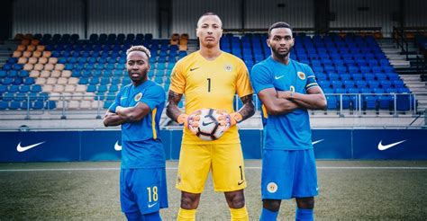 Curaçao soccer team has new uniform .